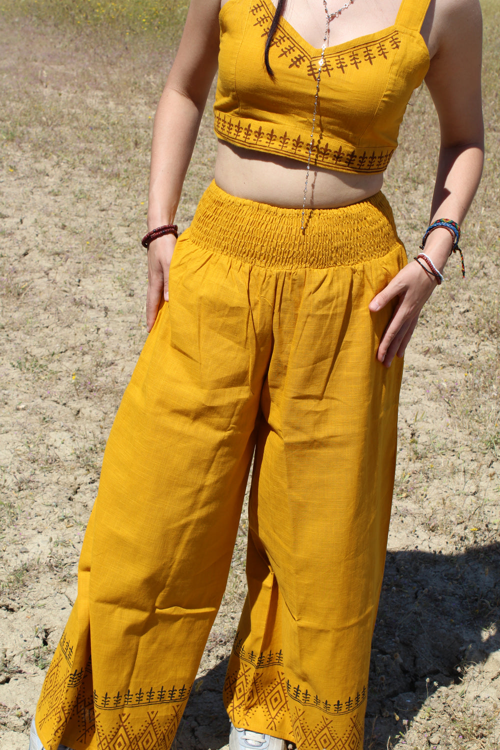 Pantalón Recto Mostaza