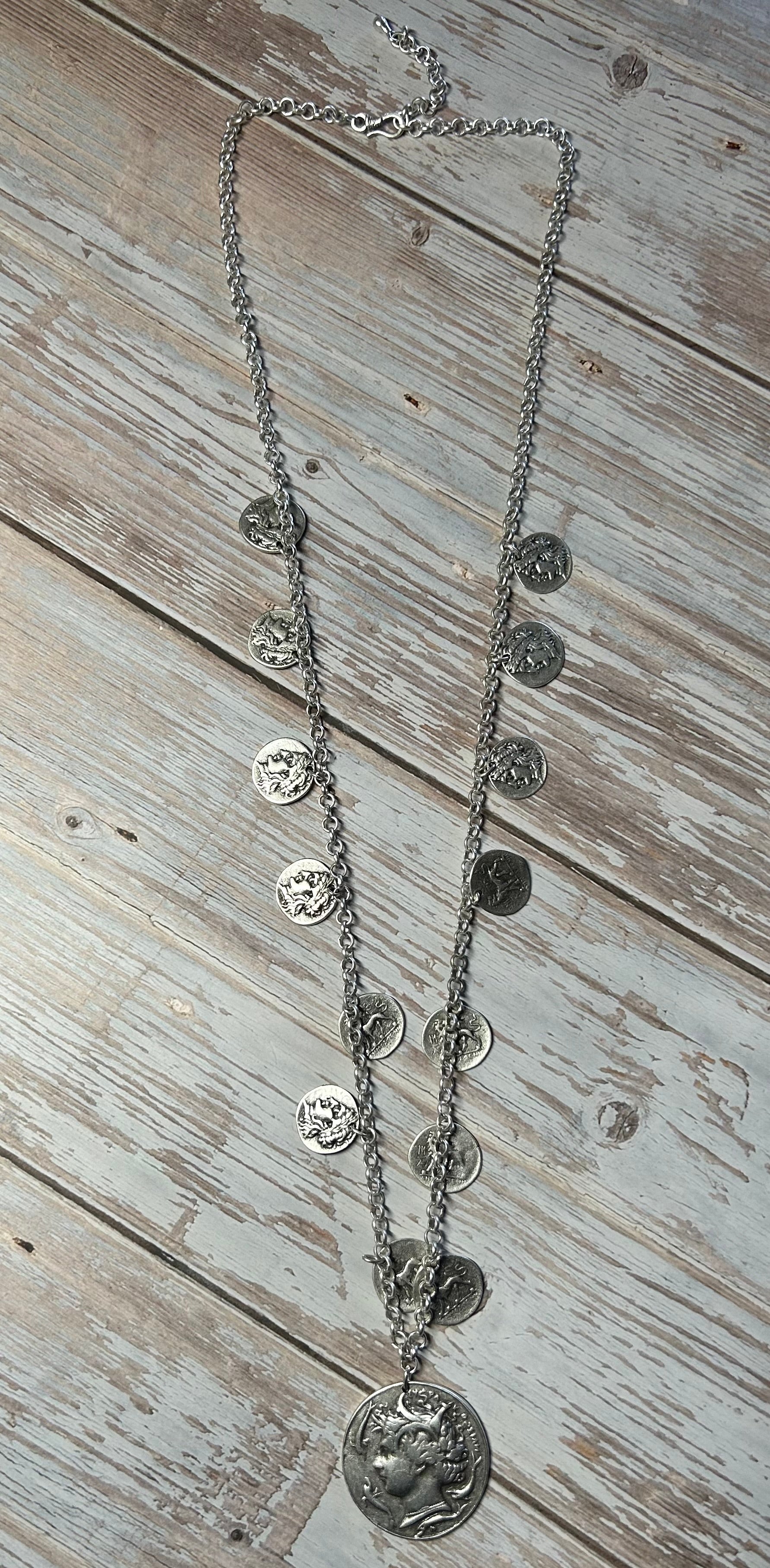 Collar Roma