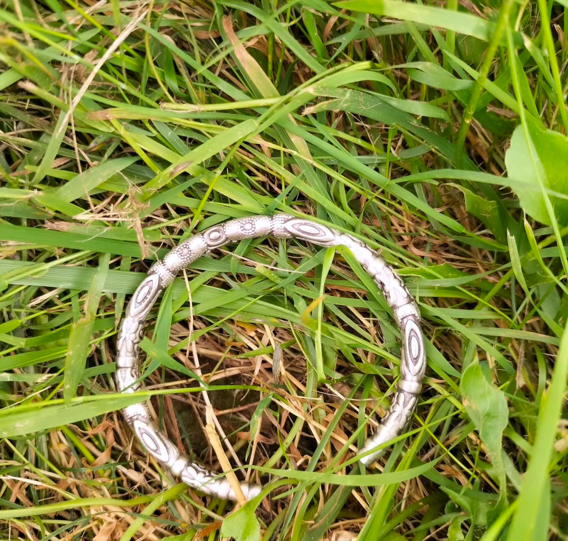 Pulsera/brazalete Newén