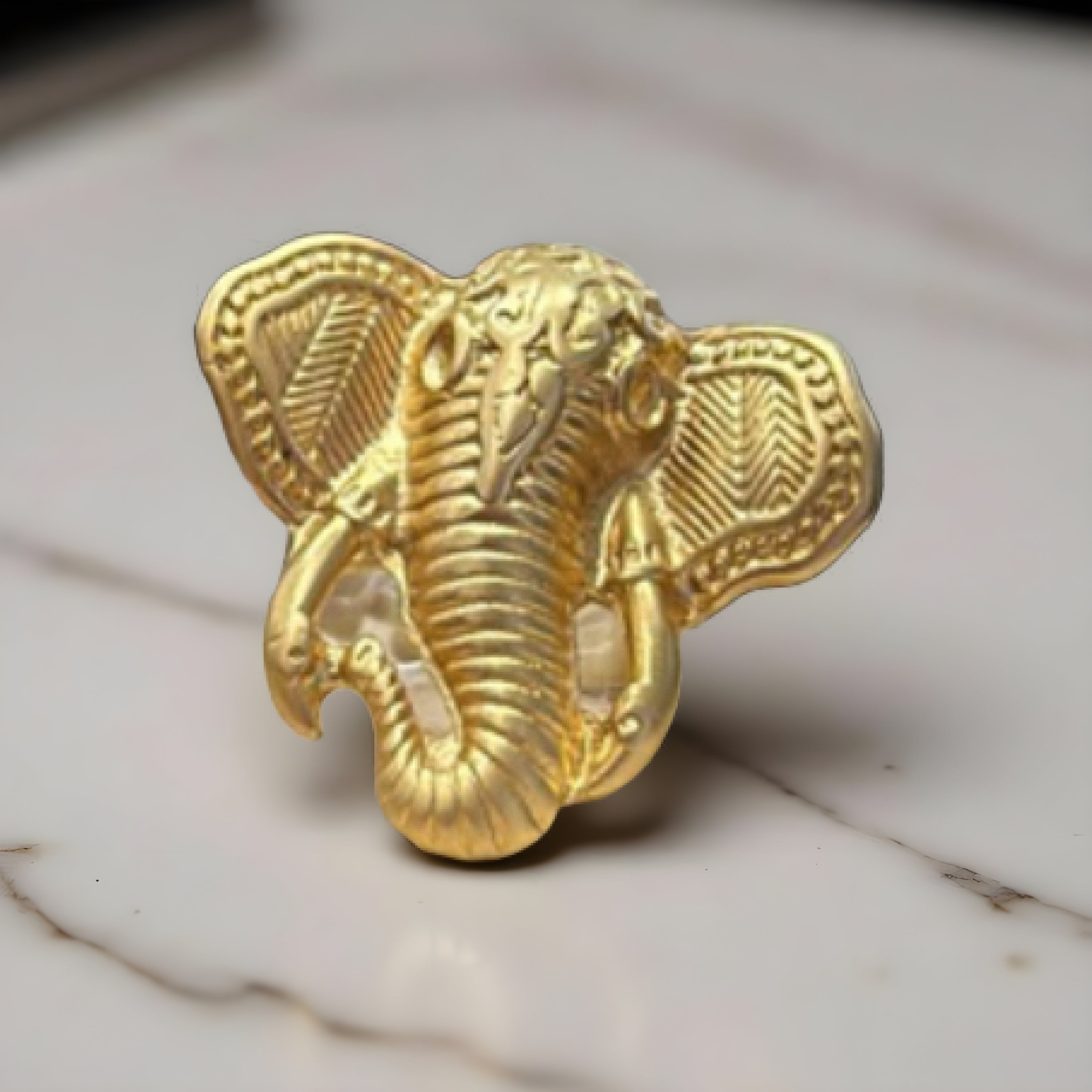 Anillo Elephant Dorado