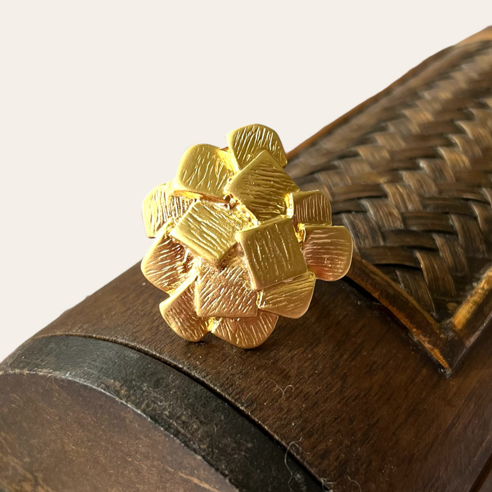 Anillo Cubos Dorado