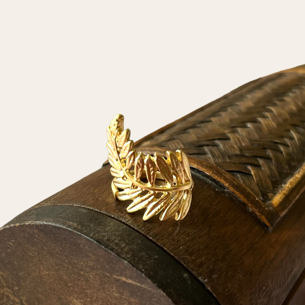 Anillo Hoja Dorado