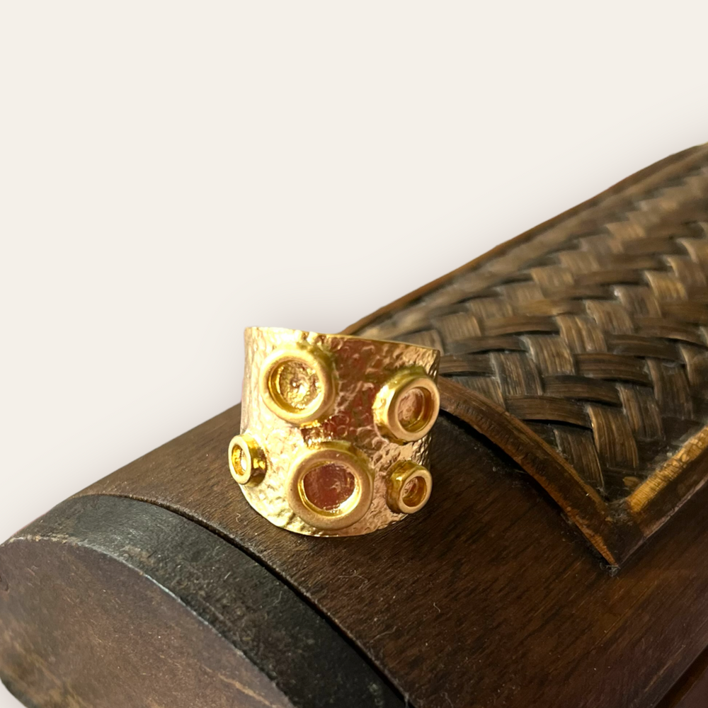 Anillo Cráter Dorado